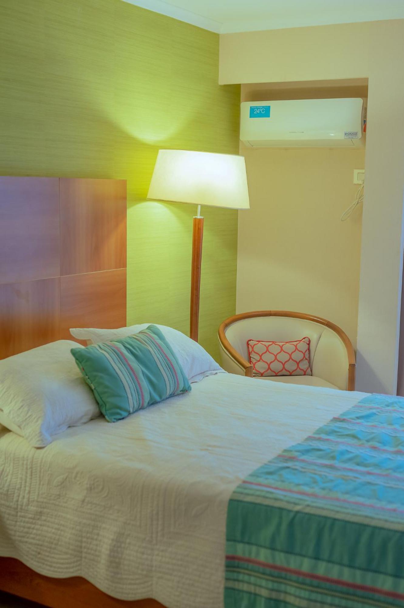 Condado Casino 4* Paso de la Patria